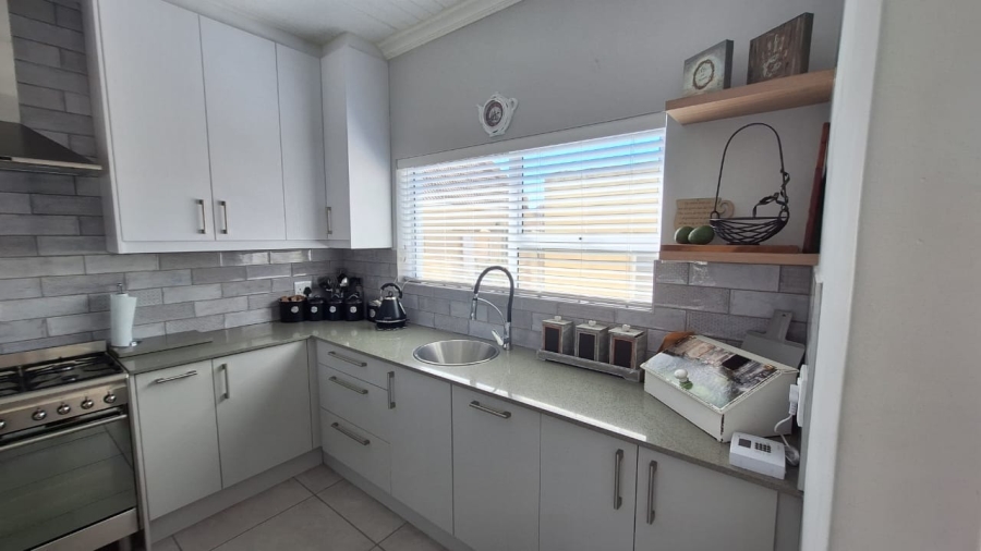 3 Bedroom Property for Sale in Port Owen Western Cape